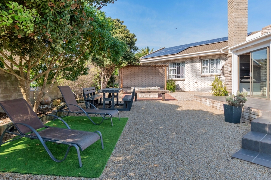 3 Bedroom Property for Sale in Myburgh Park Western Cape